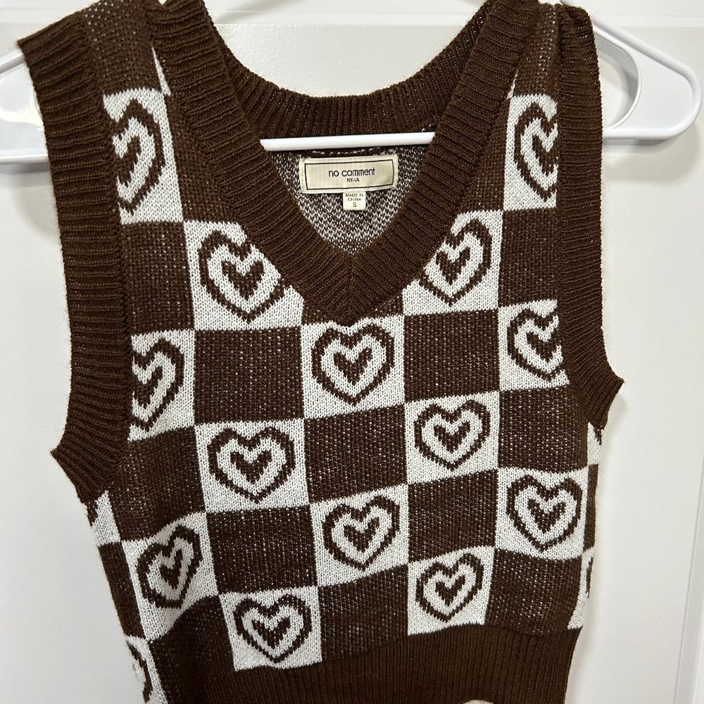 Women's Brown & White Heart Sweater Vest Size S NWOT‎